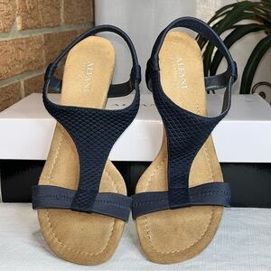 Alfani Women's Step 'N Flex Vacanzaa Wedge Sandals in Navy blue  7.5